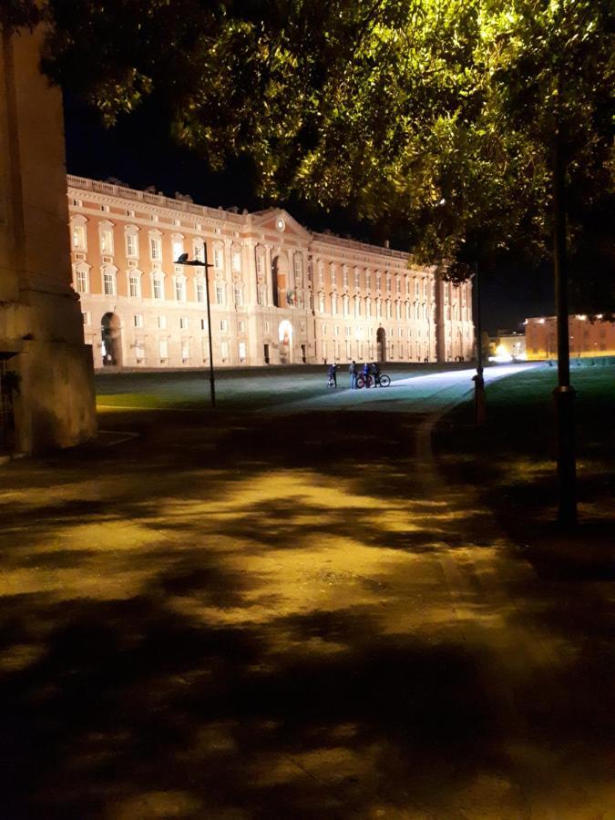 卡塞塔Dependance Royale住宿加早餐旅馆 外观 照片